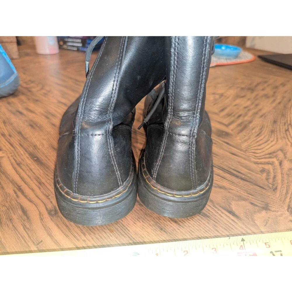 Dr. Martens Zavala Women’s Air Wair Black Leather Combat Boots AW004 Size 10